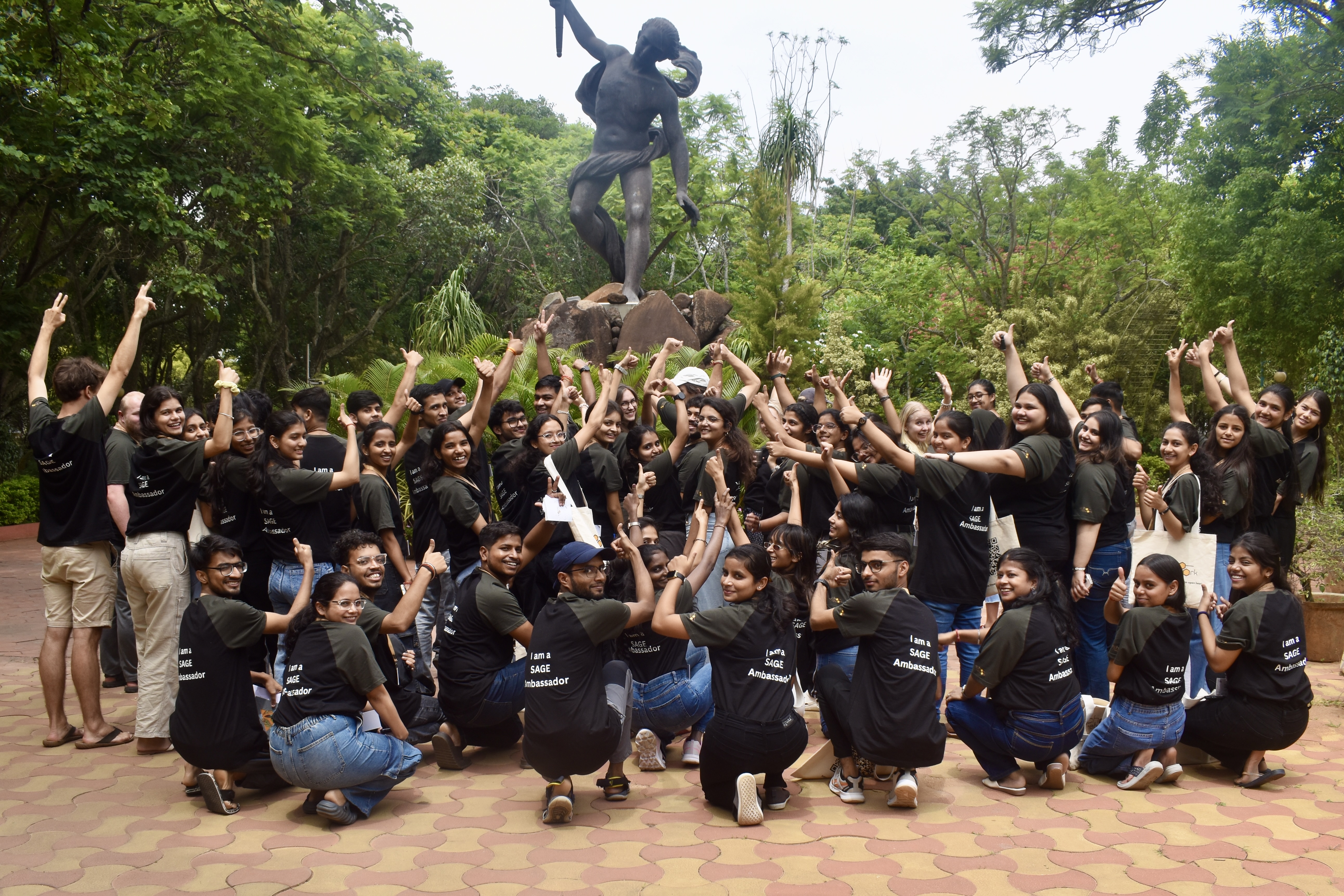 Soniya Suman with the SAGE Research Program cohort