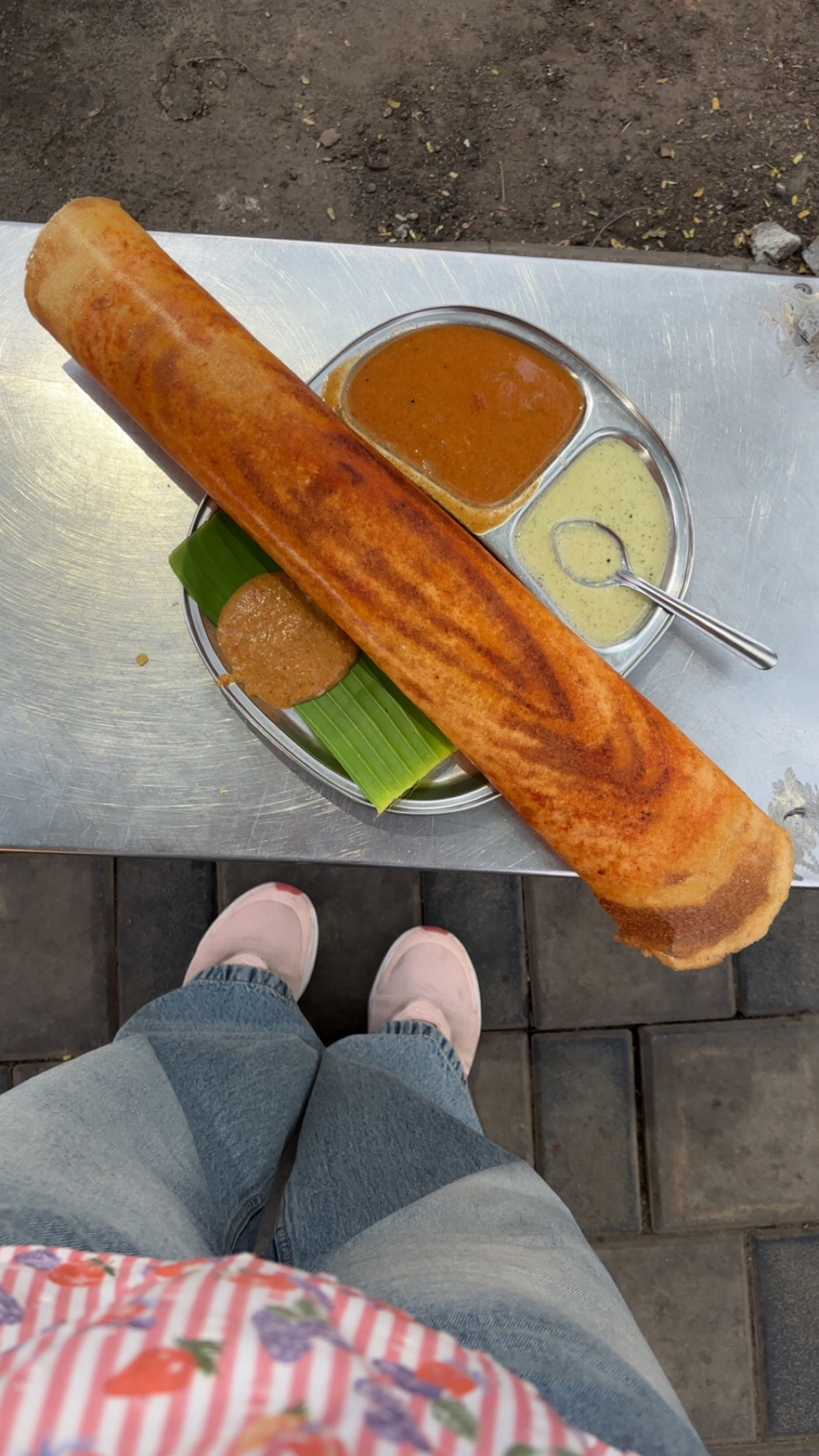 A dosa on a plate