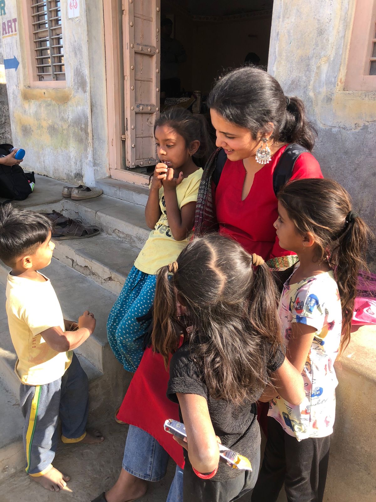 Soniya Suman with children during on-ground project work
